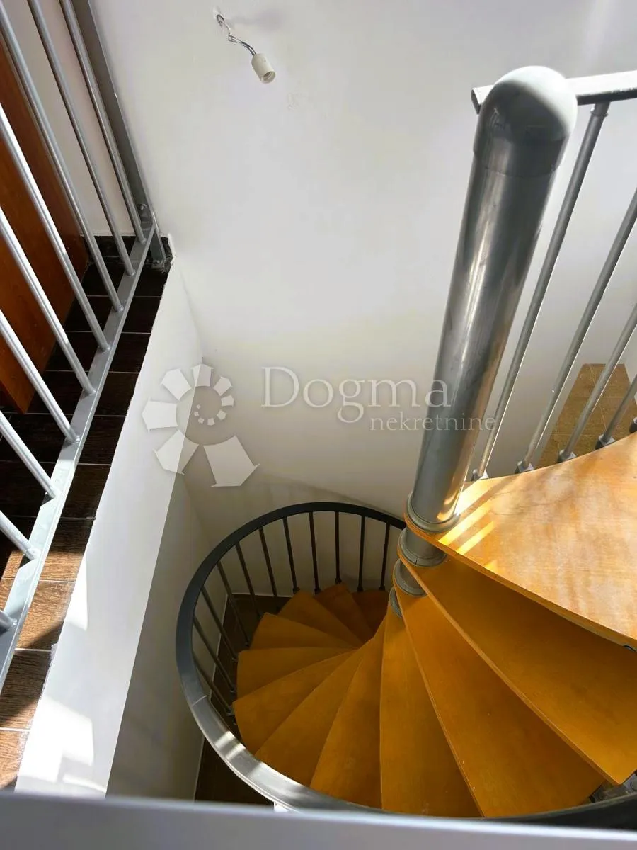 mir i more – apartman na dvije etaže - slika 18