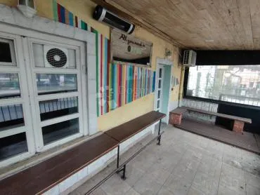mala galerija u iki - slika 6