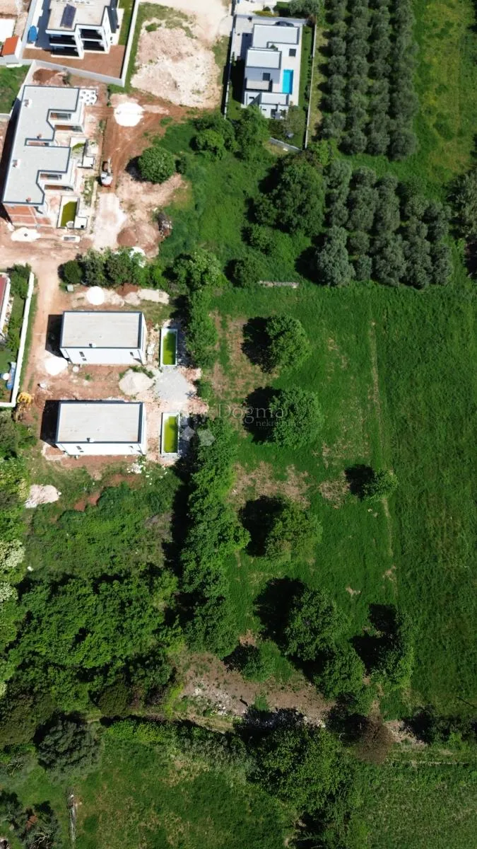 top! građevinska parcela na idelnoj lokciji! - slika 7