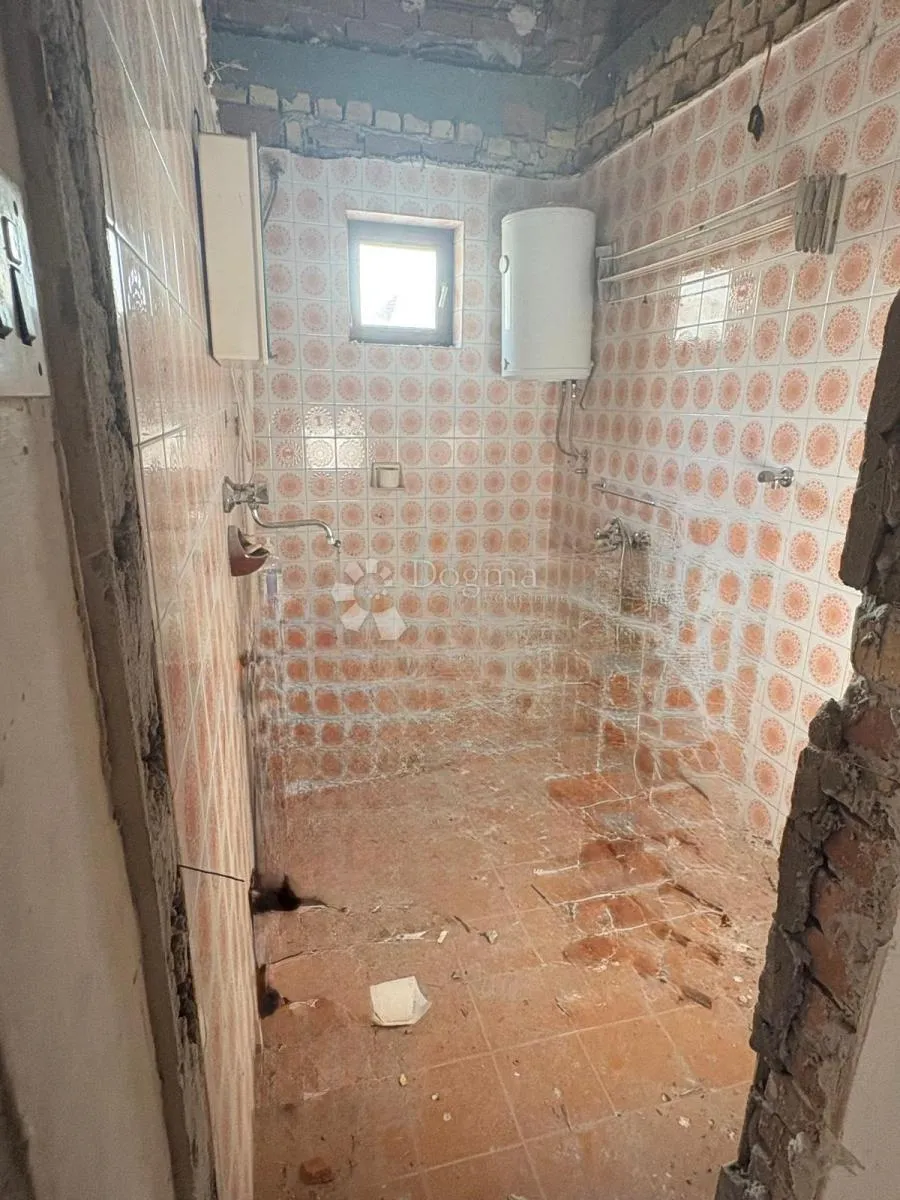 roh-bau potencijal u centru – 108 m² + dvorište - slika 14