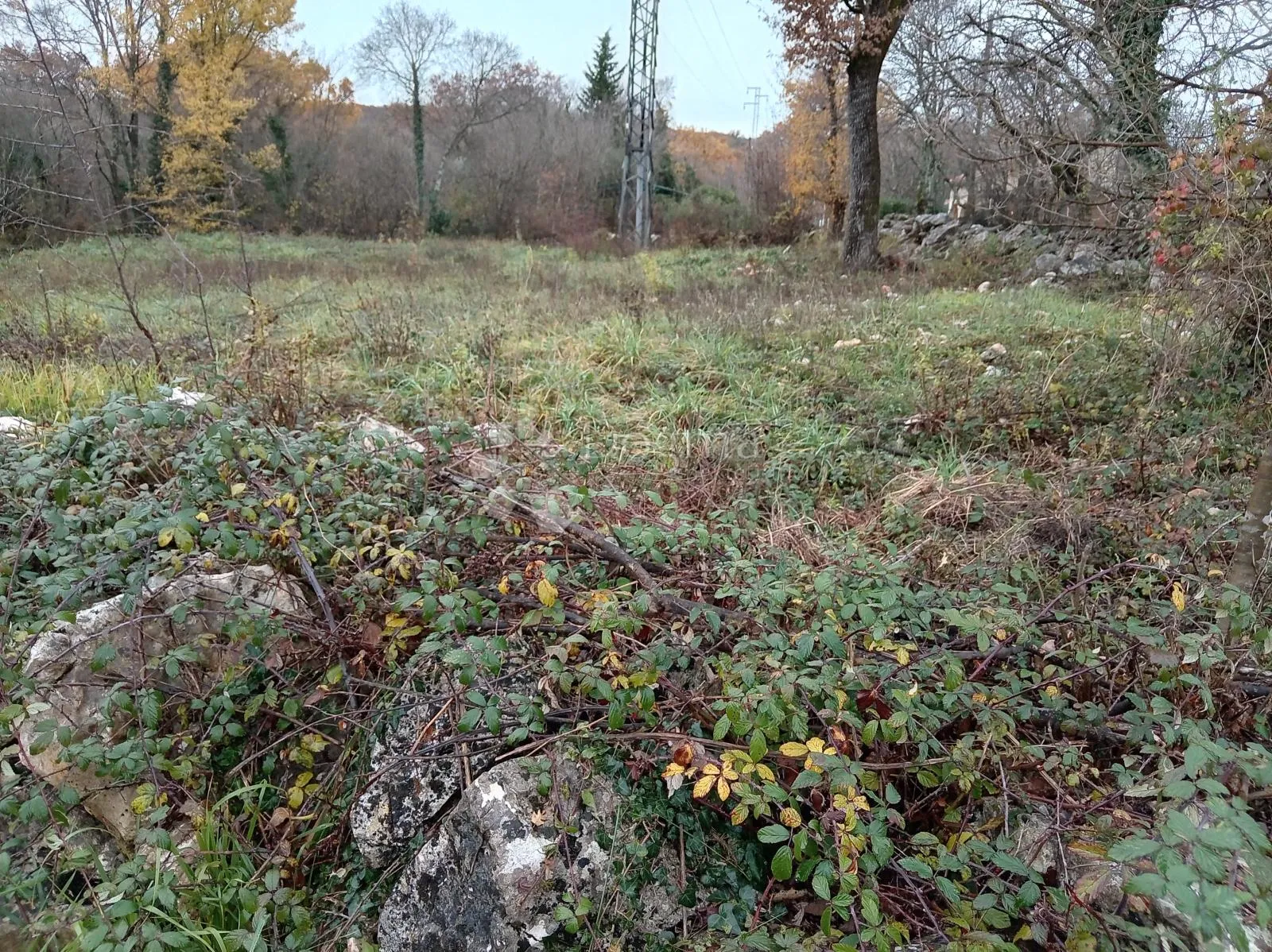 građevinsko zemljište 1.022 m² — ravan teren, otok krk - slika 4