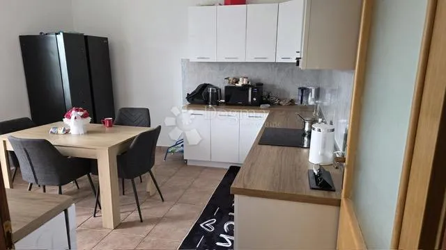 lički osik novouređeni stan centar - slika 5