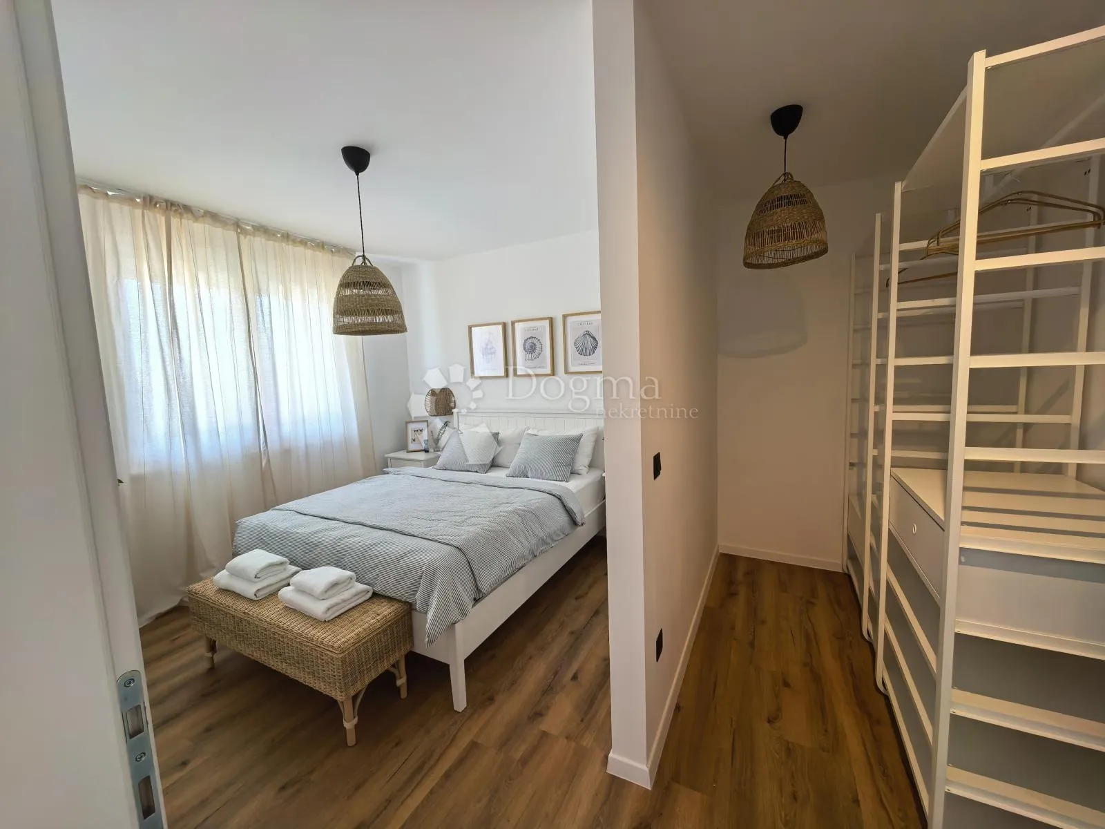 petrčane - s1 troetažni stan s pogledom na more, vrt, krovna terasa - slika 18