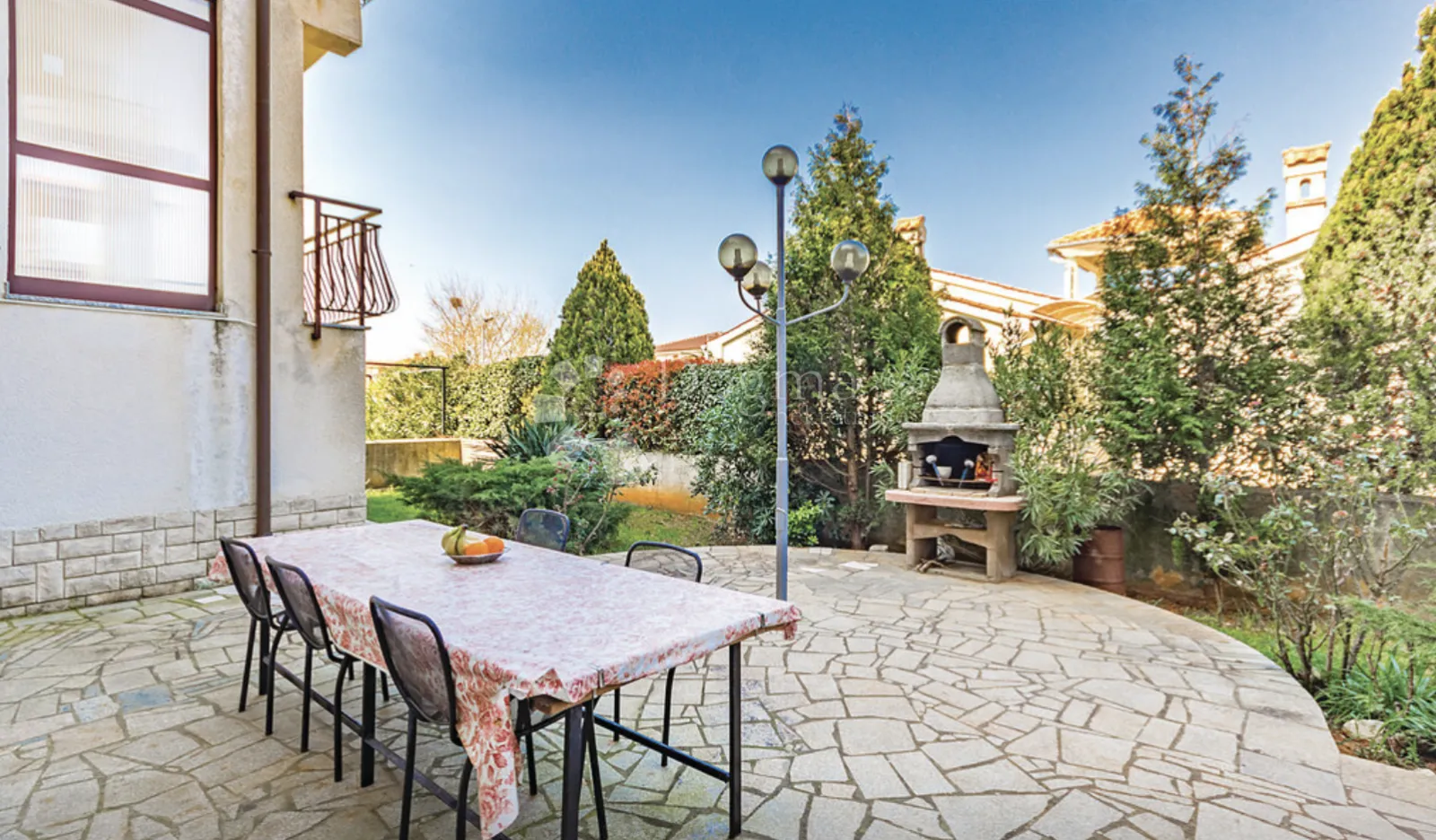 investicijska prilika! apartmanska kuća u neposrednoj blizini mora - slika 8