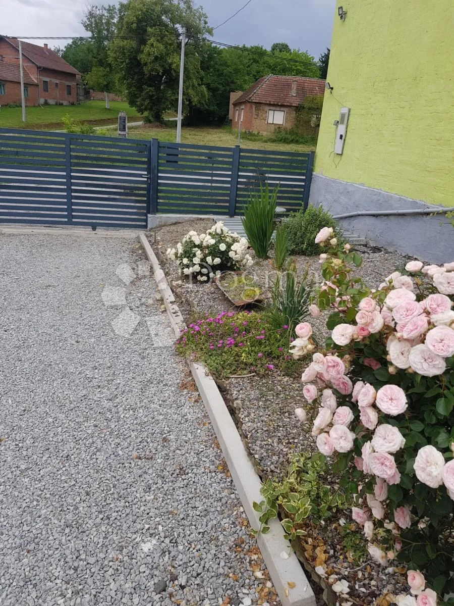 čaglin - lijepa kuća na prostranoj okućnici - slika 4