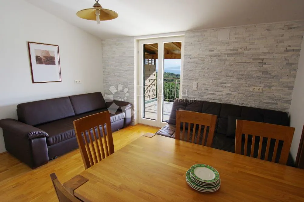 apartmanska kuća s bazenom na frekventnoj lokaciji! - slika 32