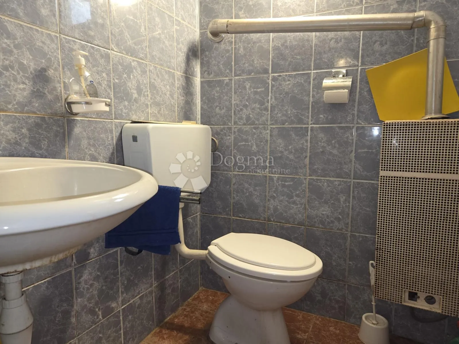topao obiteljski dom s vrtom i voćnjakom - slika 14