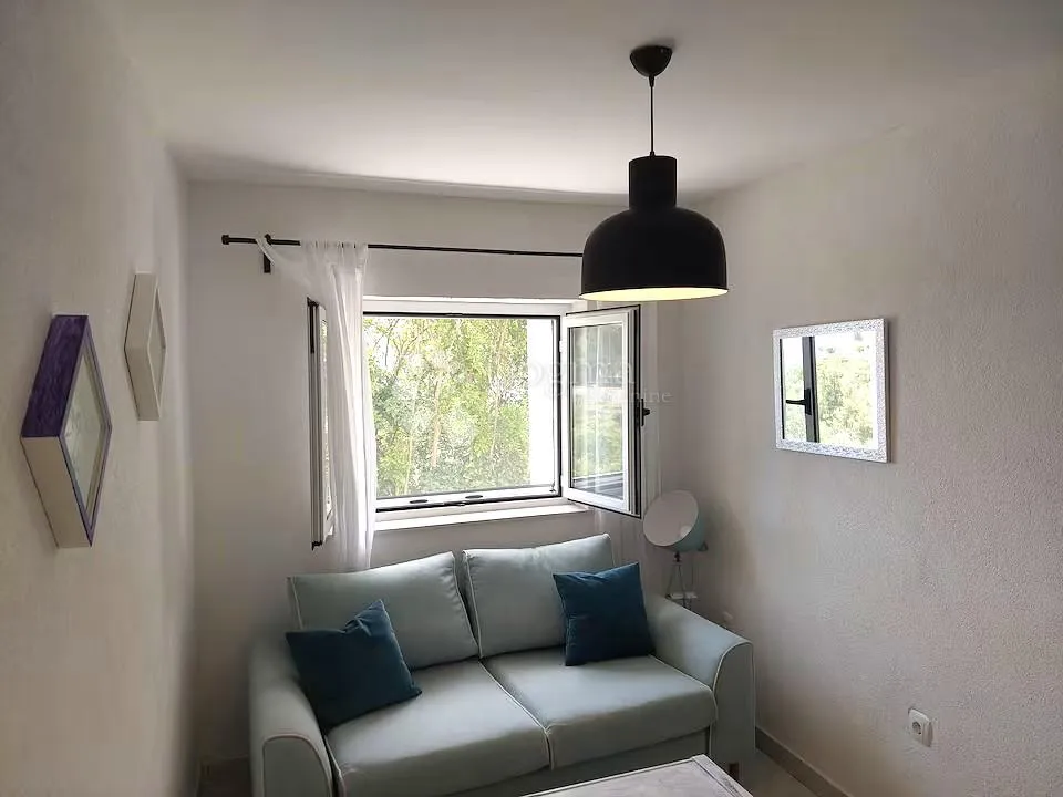 kuća sa panoramskim pogledom i vrtom - slika 8