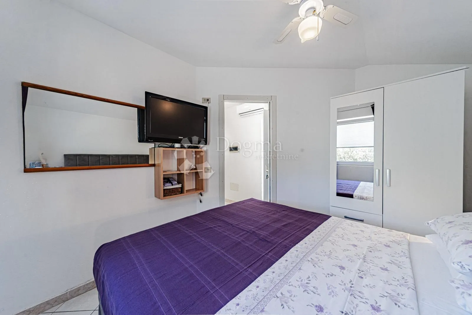 prvi red do mora: samoodrživa apartmanska vila s uhodanim poslovanjem – vela luka, korčula - slika 95