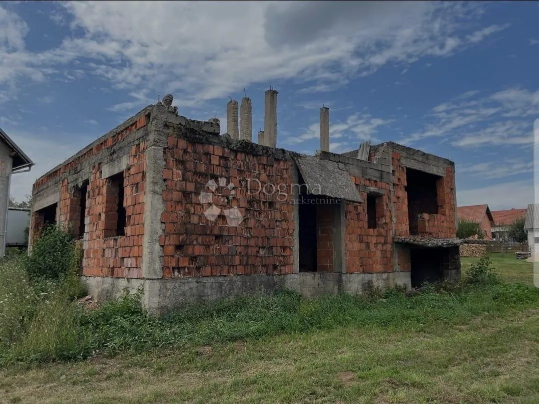 građevinsko zemljište s ucrtanim objektom-jasikovac - slika 5