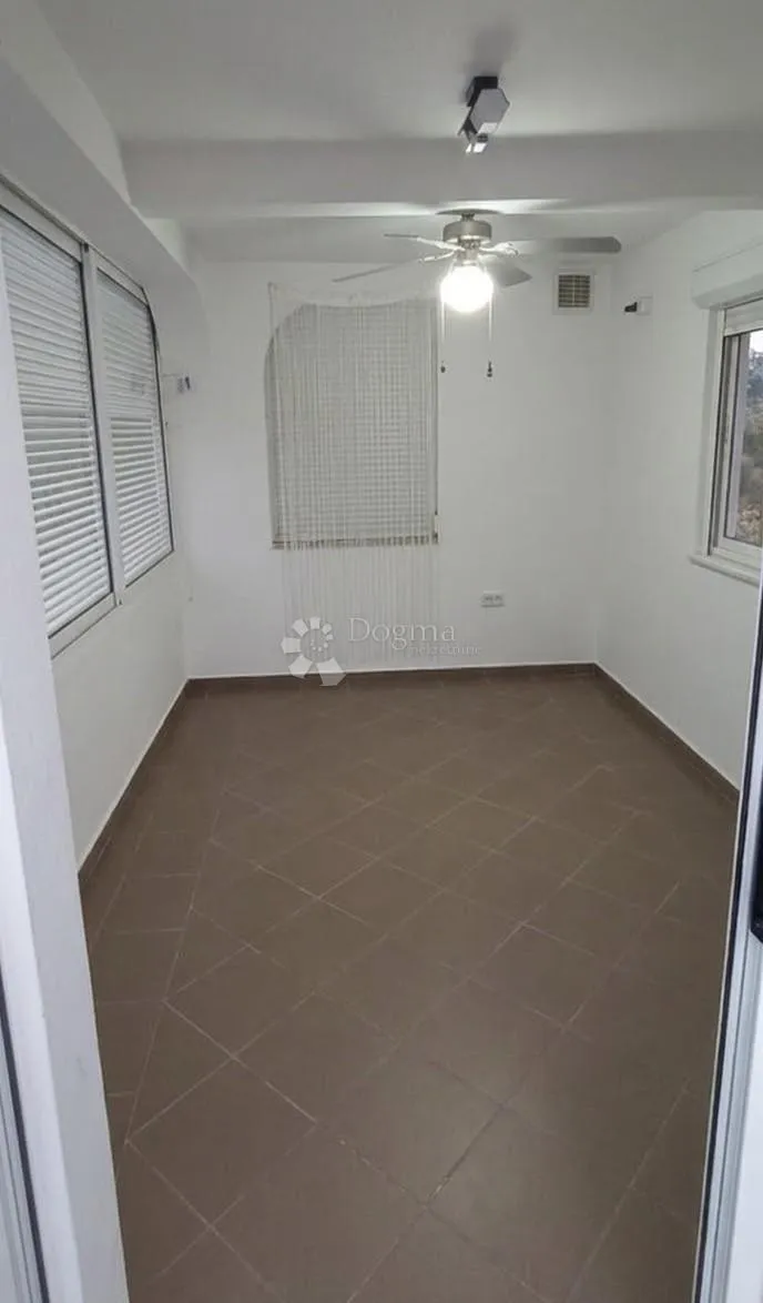 kuća na južnoj strani otoka vira - slika 4