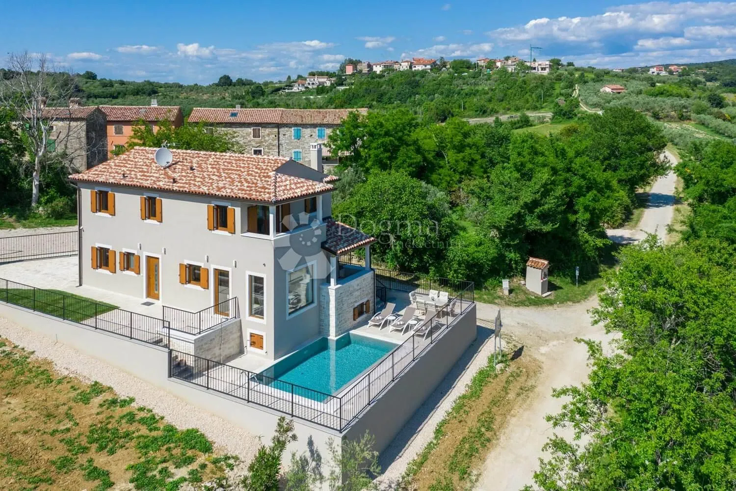 kamena villa s otvorenim pogledom na more i prirodu! - slika 37