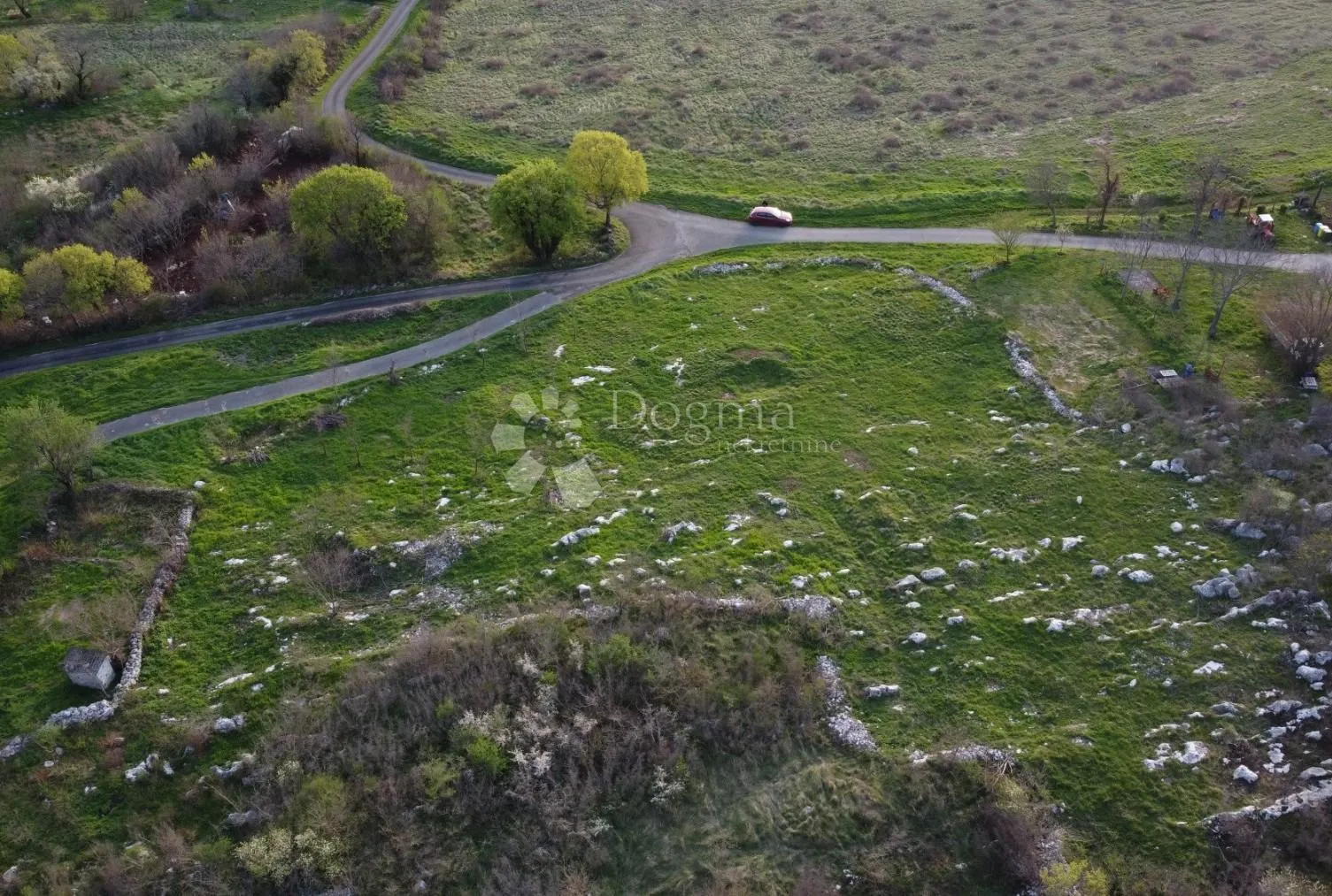 zemljište na osami u blizini labina - slika 3