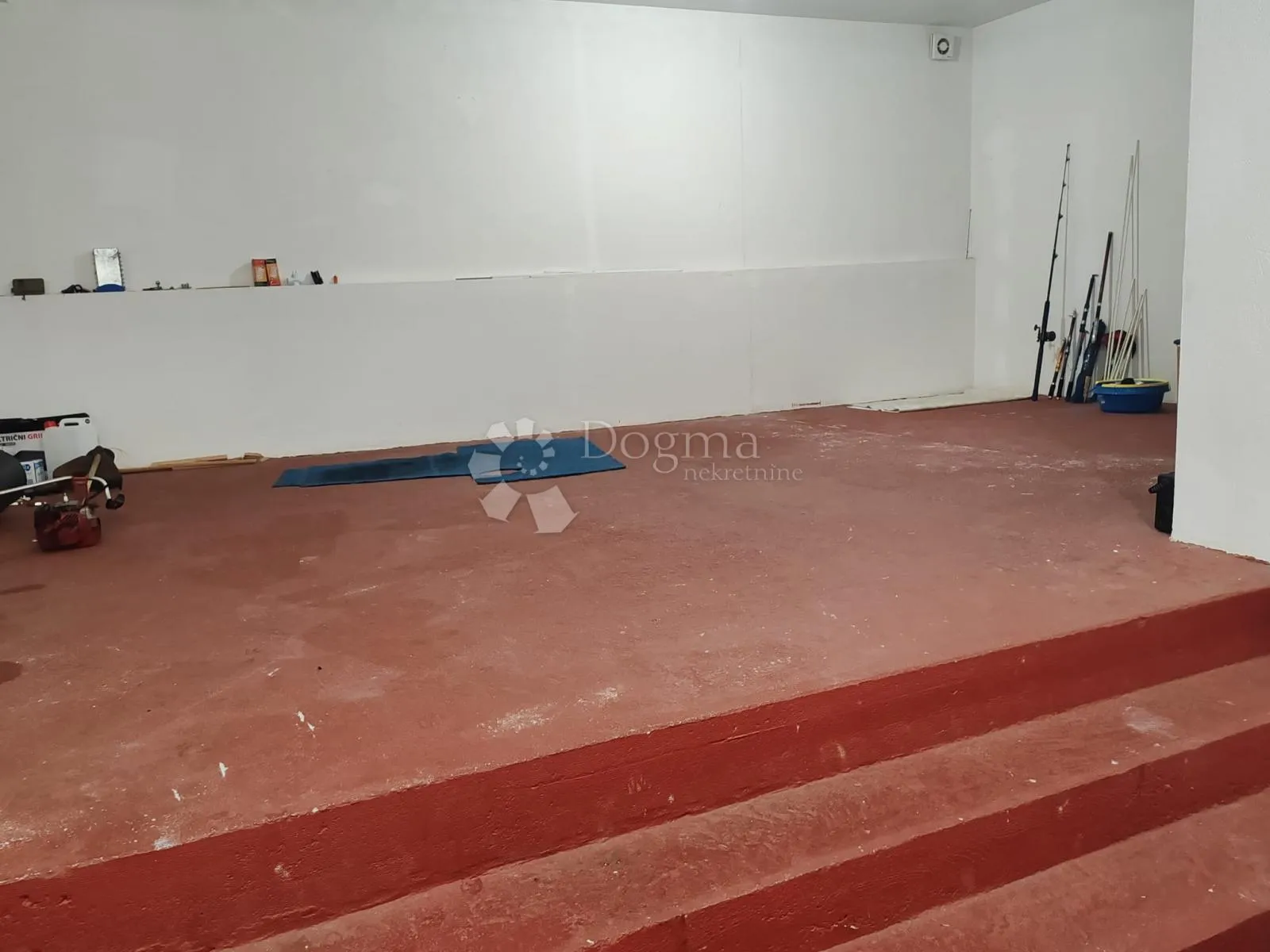 vodice - poslovni prostor u centru blizu plaže - slika 3