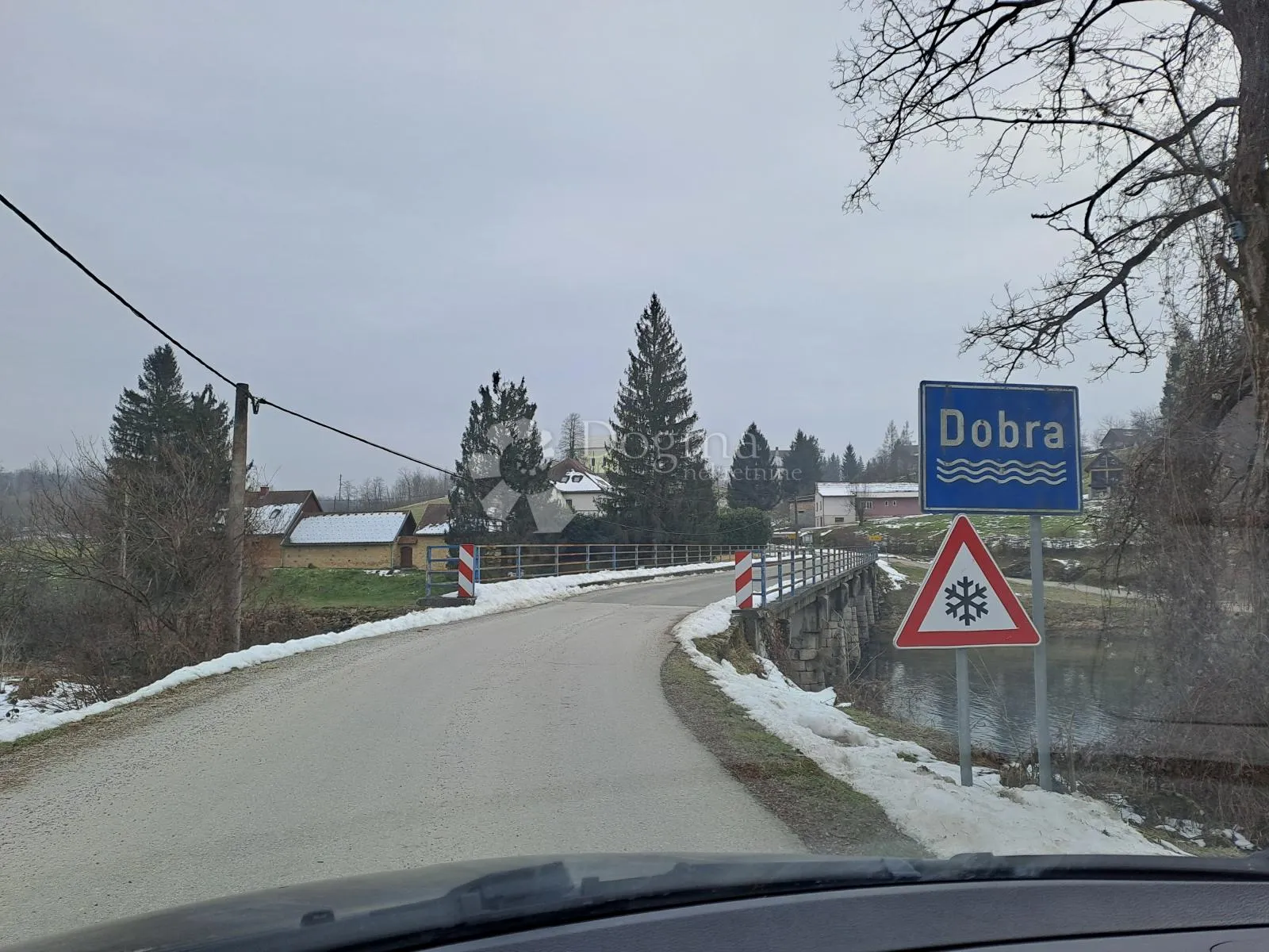 dobra lokacija s pogledom na dobru :-) - slika 4