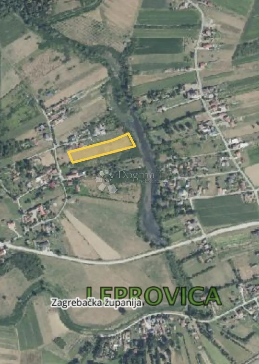 prostrana građevna parcela od 8000 m², idealna za investiciju ili obiteljski dom - slika 3