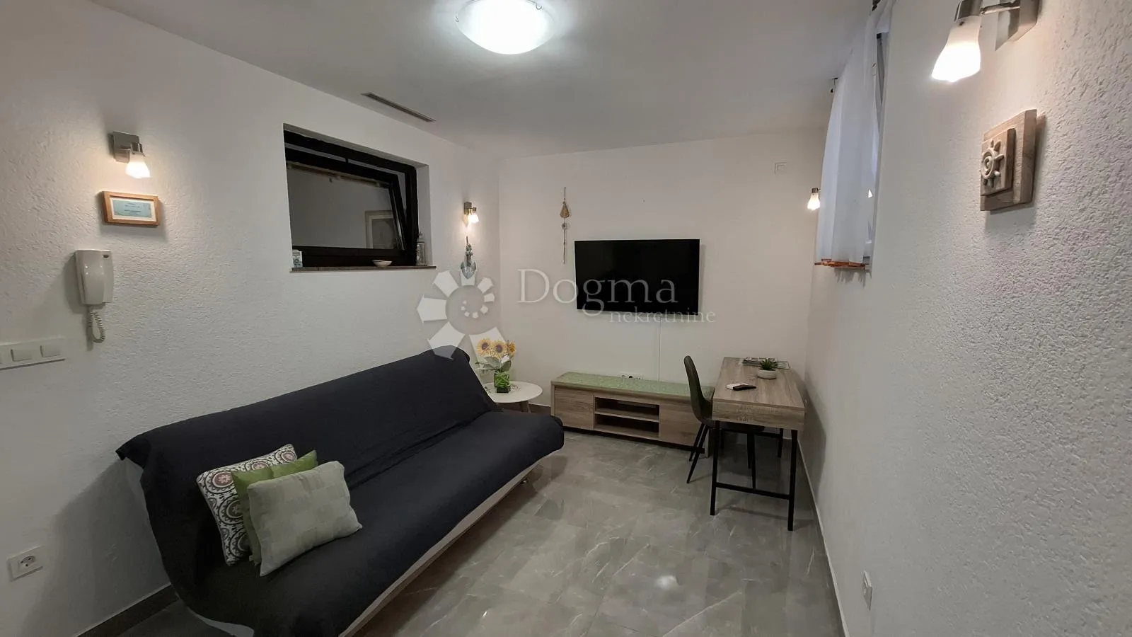 malinska apartman sa velikom okućnicom - slika 7