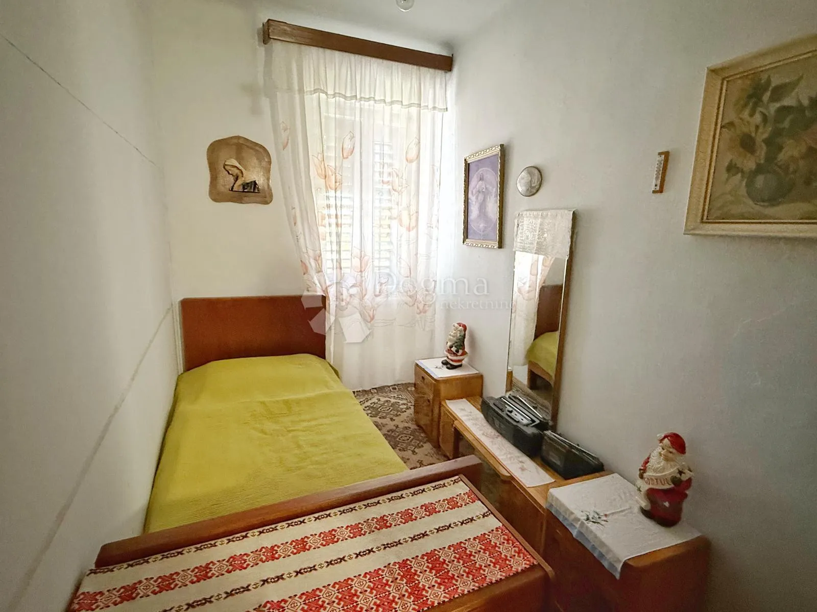 prilika - kuća za renovaciju s okućnicom u centru vodnjana - slika 12