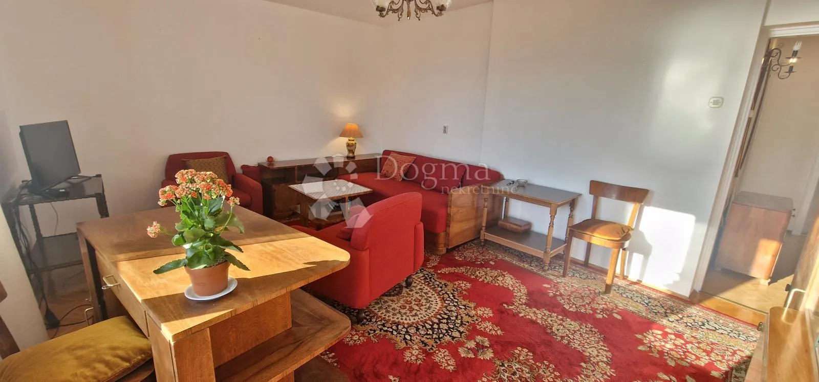 krimeja, trosoban stan za najam 80m2 - slika 3