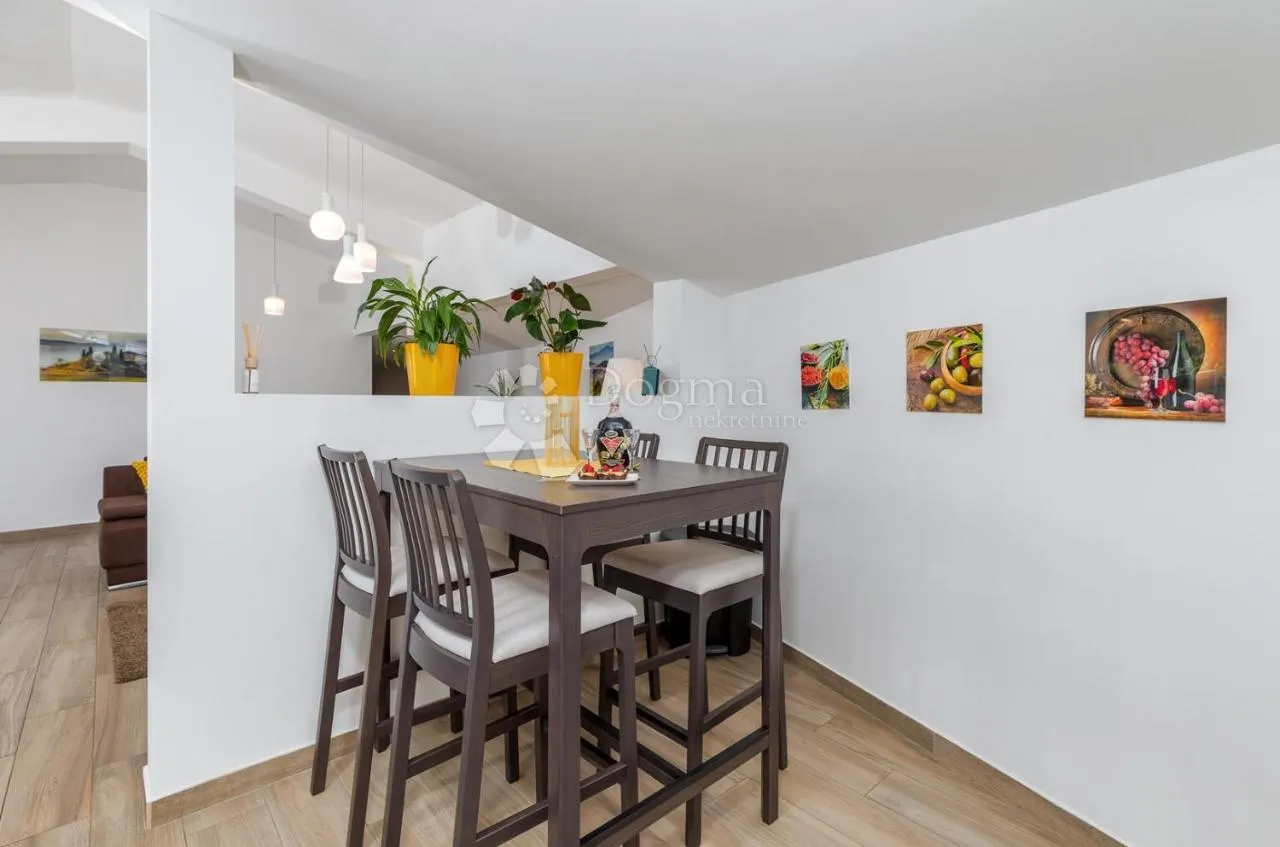 villa u banjolama 150m2 za dugoročni najam - slika 31