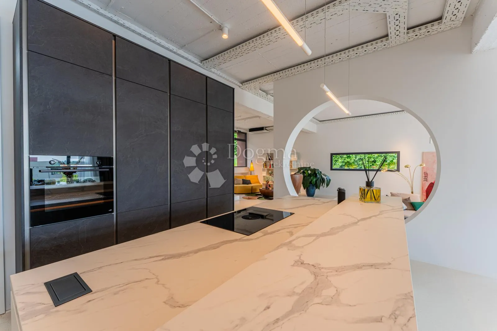 šestine – moderna vila 400 m² bazen zelenilo najam - slika 30