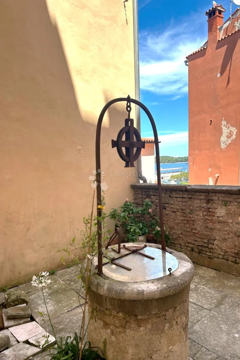 rovinj – ekskluzivno! prekrasan stan s pogledom na more - slika 37