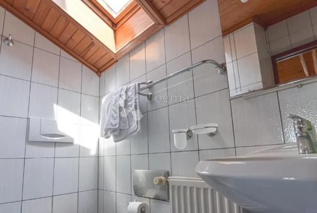šarmantni apartman u centru opatije - slika 13