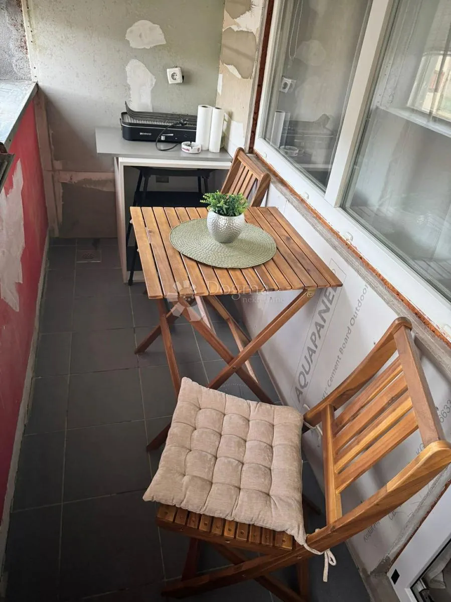 moderan, potpuno renoviran trosobni stan petrinja - slika 15