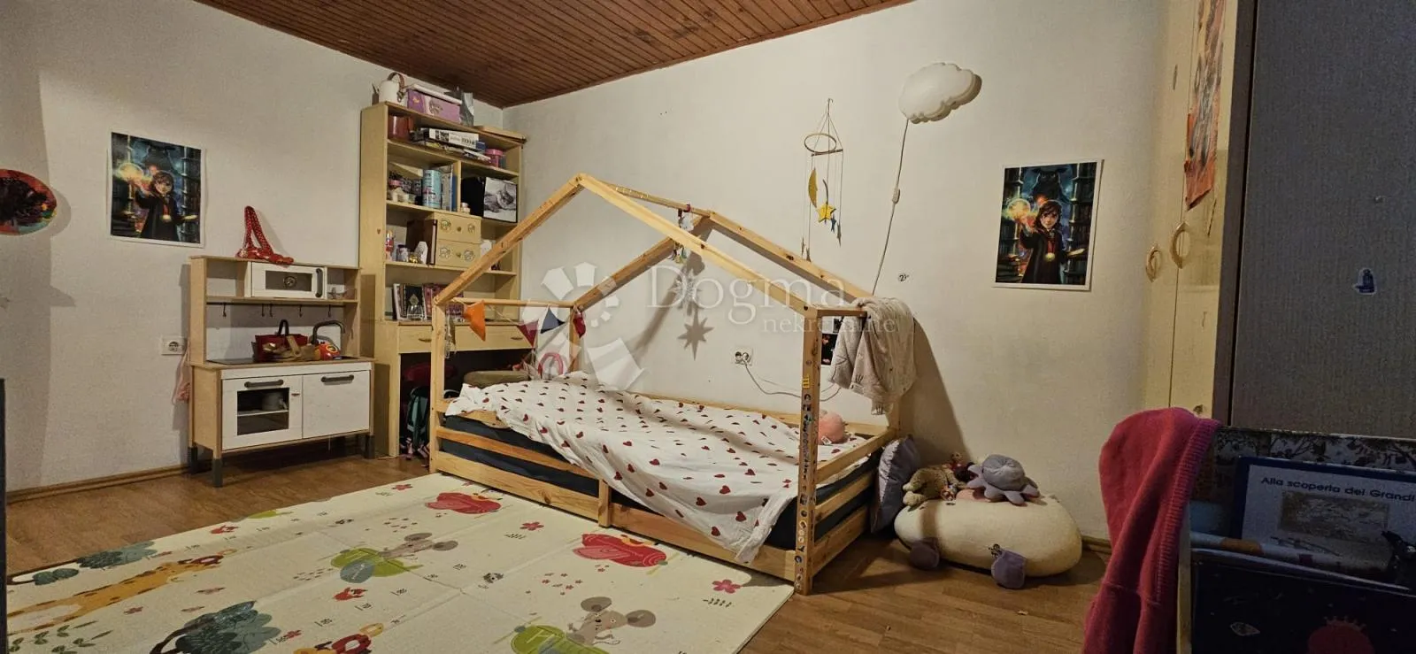 kuća u srcu grada s impresivnom krovnom terasom - slika 13