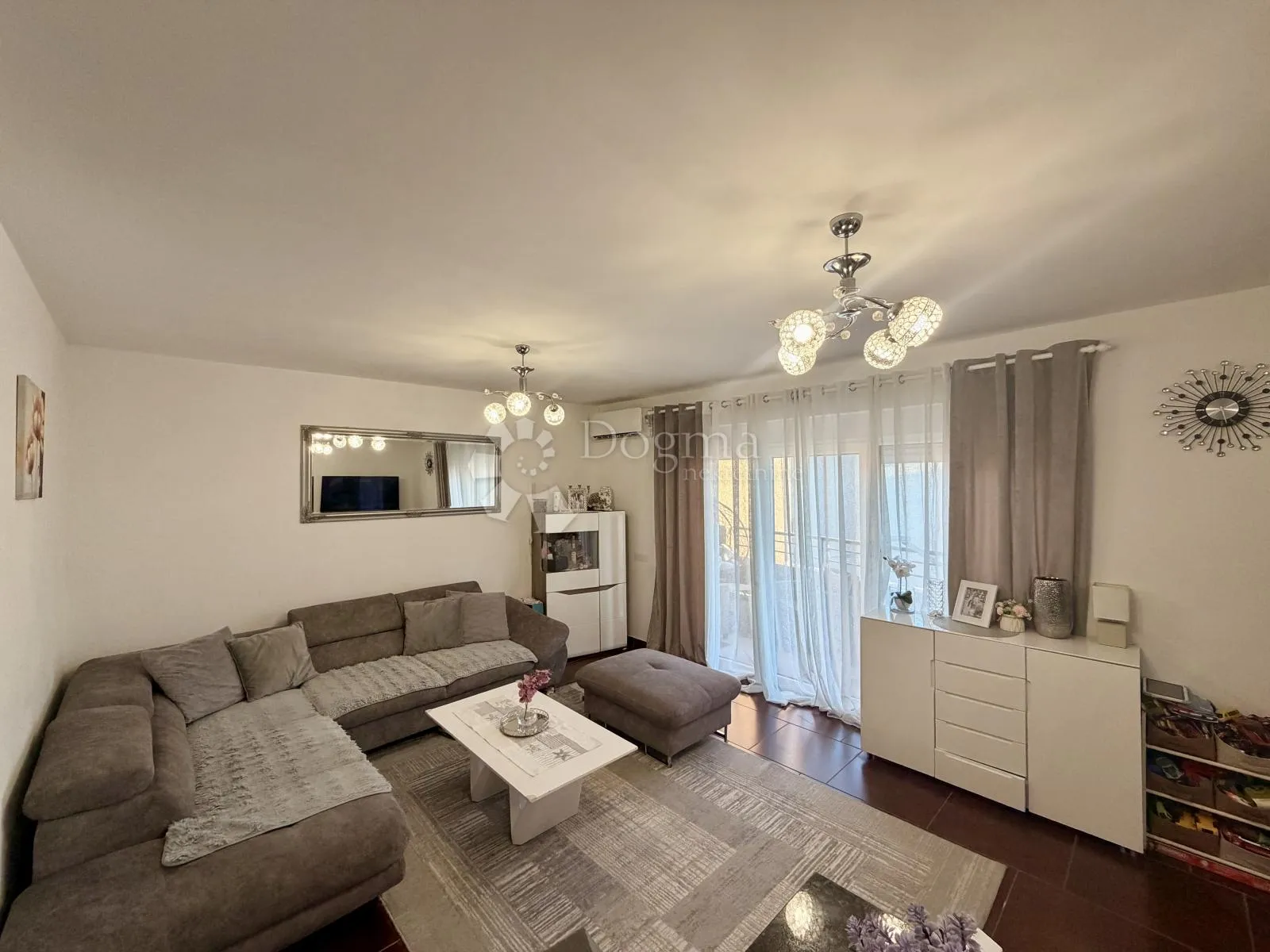 crikvenica apartman 72m2 u novijoj gradnji - slika 2