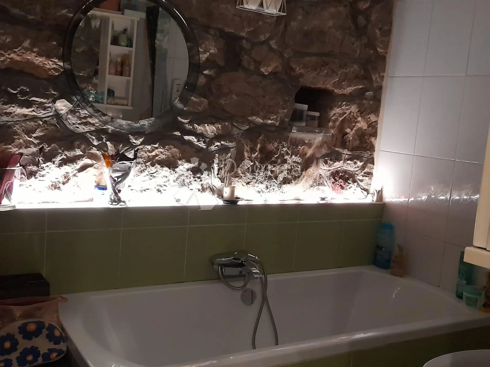 prekrasna kamena kuća u centru punta - slika 30