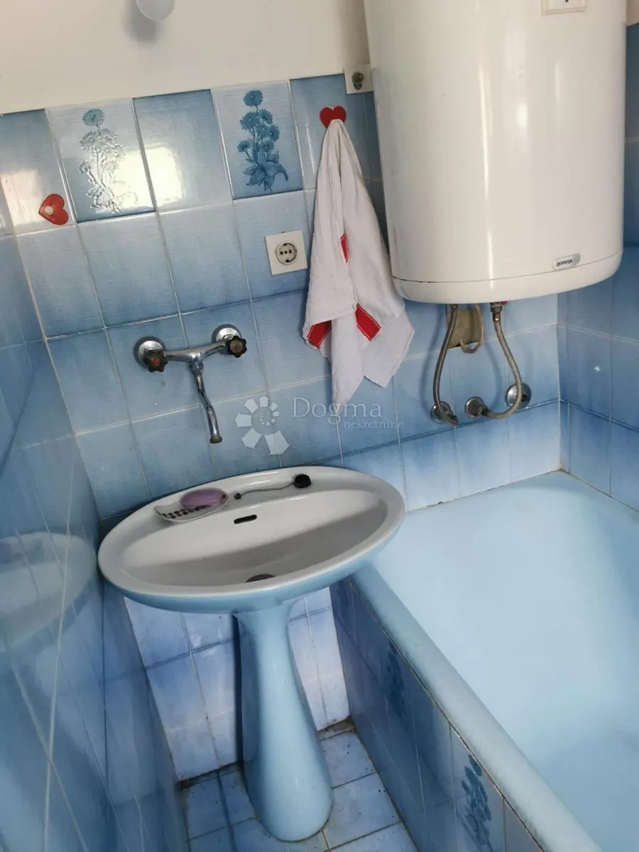 petrinja, samostojeća kuća, 2200 m2 okućnice - slika 10