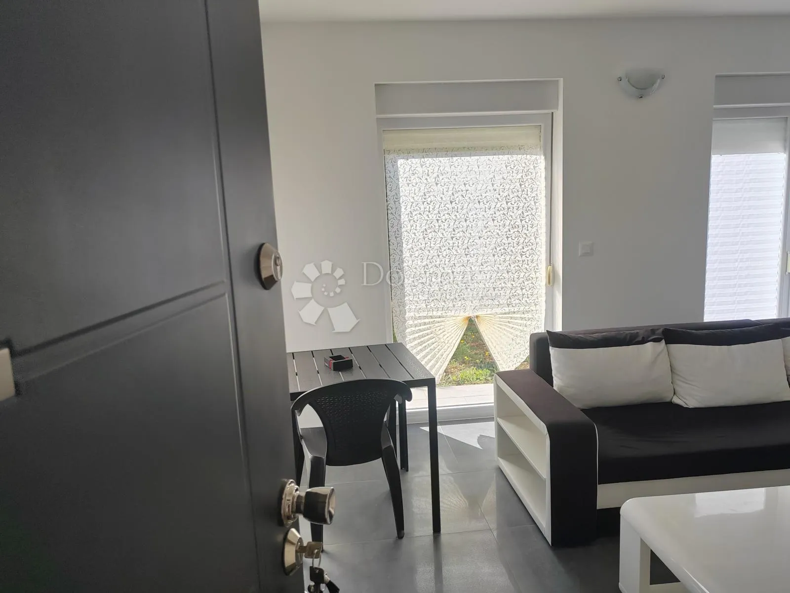 stan s-2 namješten biograd na moru novogradnja - slika 5
