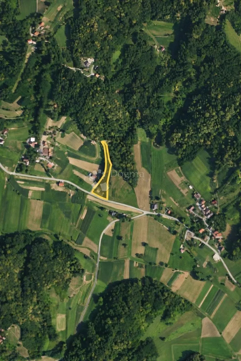 kuća za adaptaciju+ogromno imanje - 3831m² - slika 7