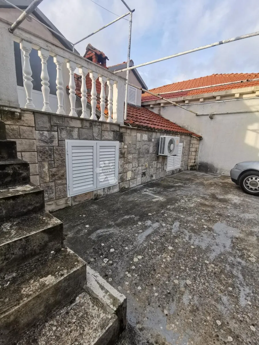 kuća 1.red do mora, uvala na otoku korčuli - slika 7