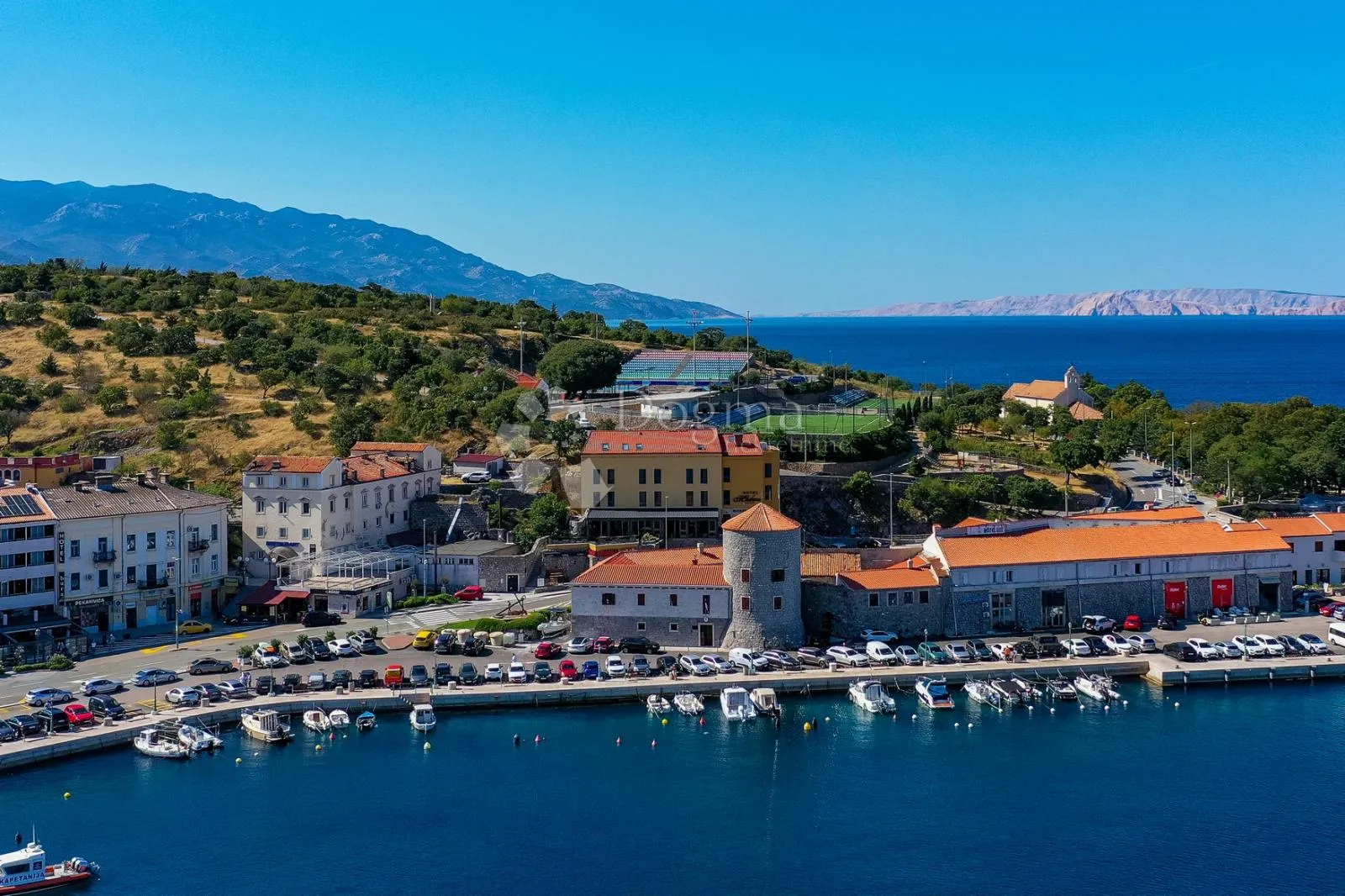hotelski dragulj u srcu mediterana - slika 50
