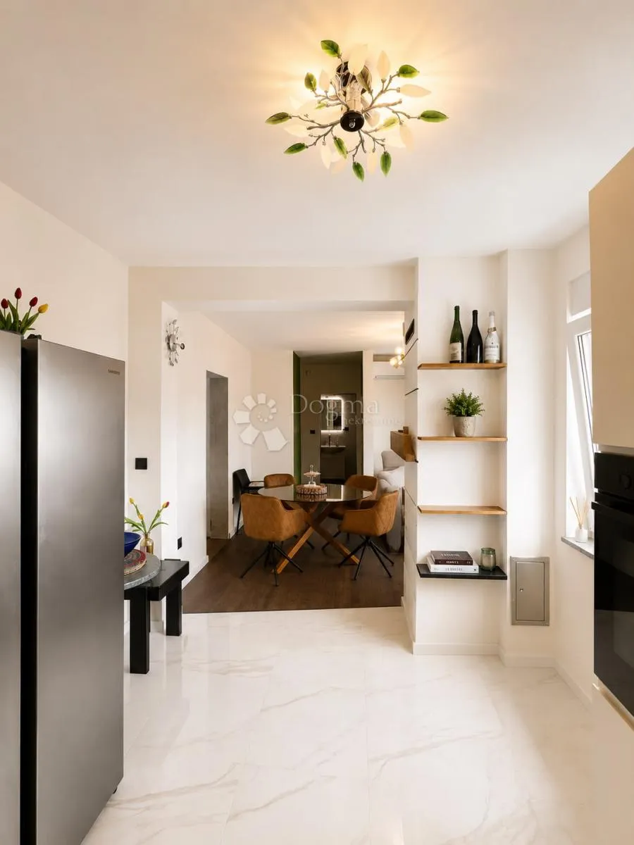prestižna adresa punta skala (petrčane) 70 m od mora, renoviran stan 77m2 - slika 13