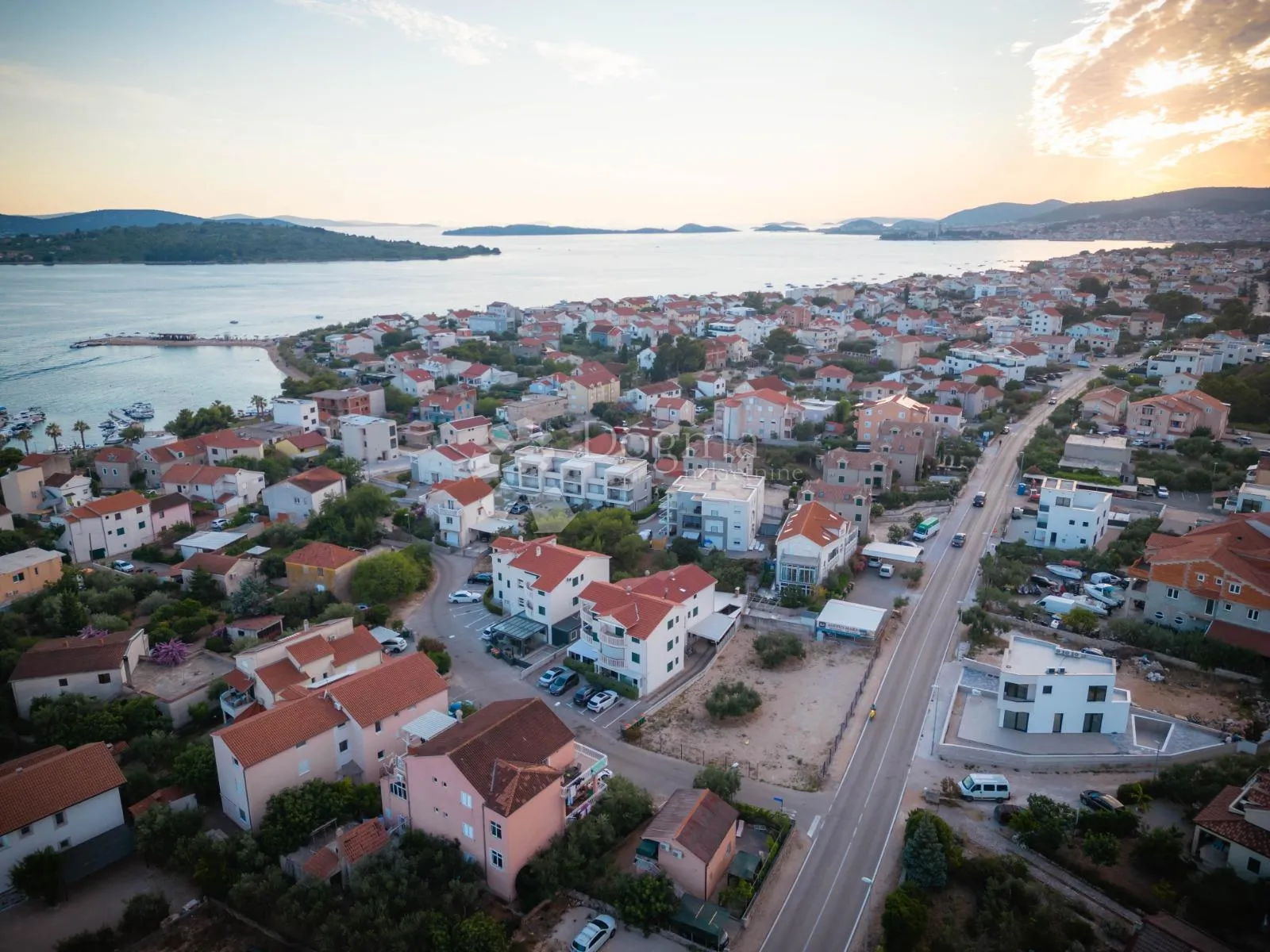 srima - moderna kuća s bazenom, 250 m od mora - slika 7