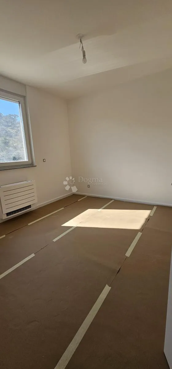 prodaja — luksuzni dvoetažni apartman u senju — top lokacija - slika 15