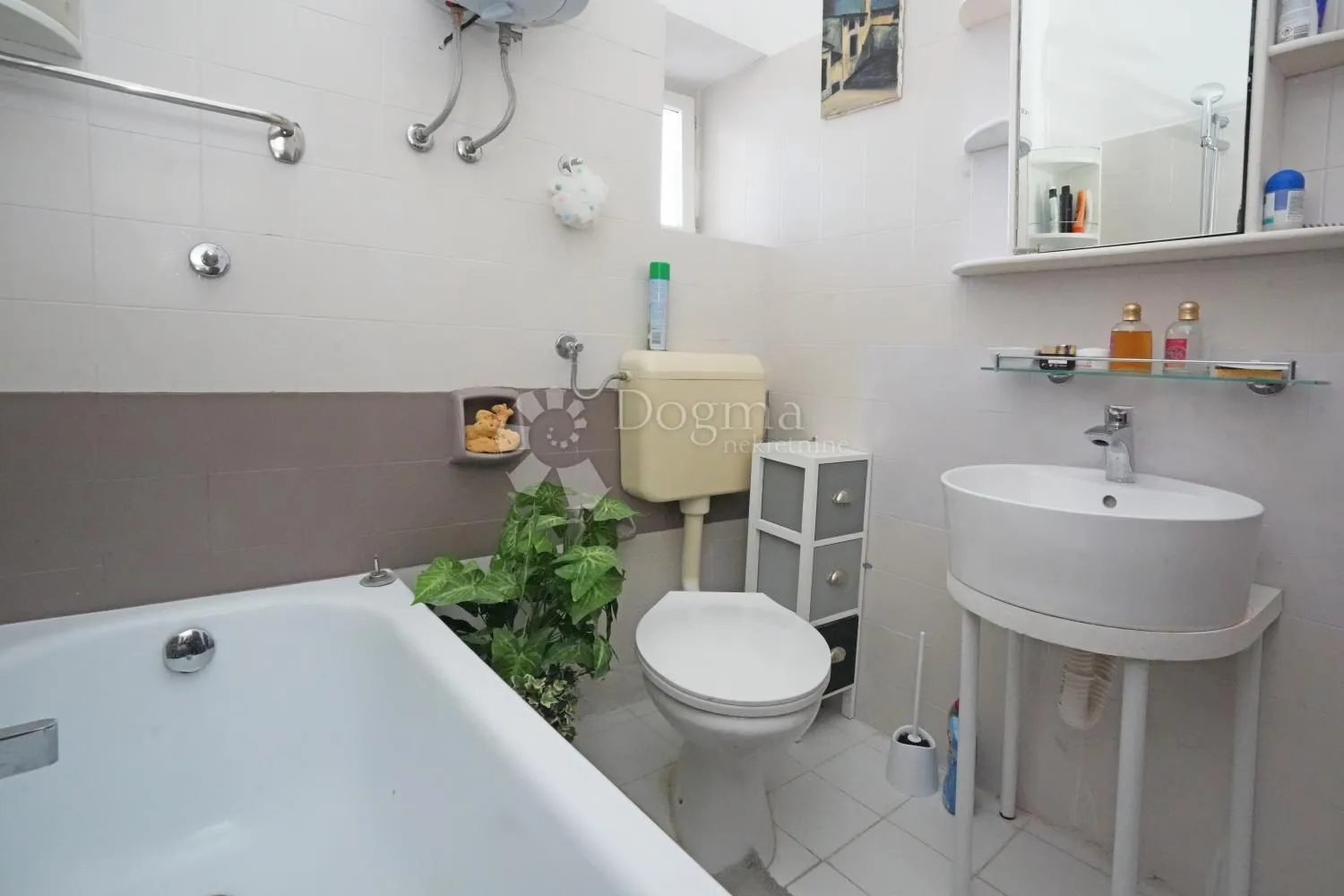 rovinj – prekrasan stan s pogledom na more - slika 13