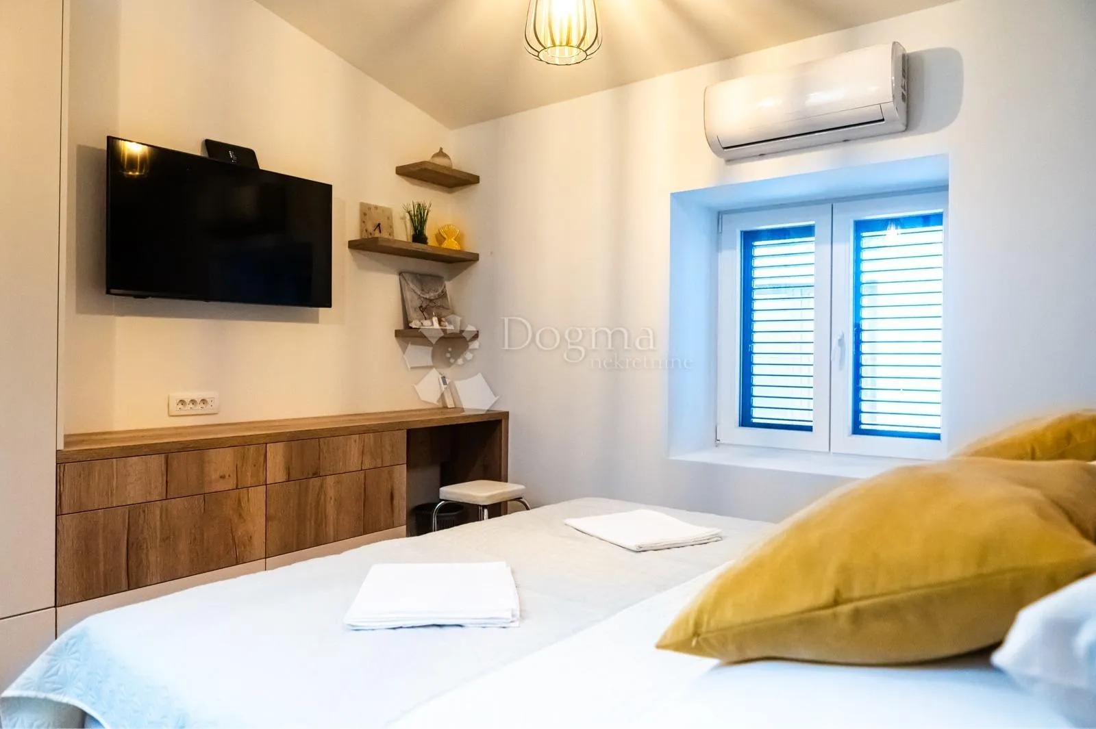 renovirana kamena kuća u radunici - slika 3