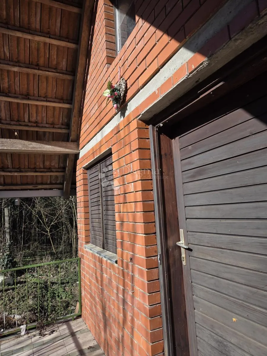 vikendica mišino brdo – ograđen posjed i šuma - slika 6