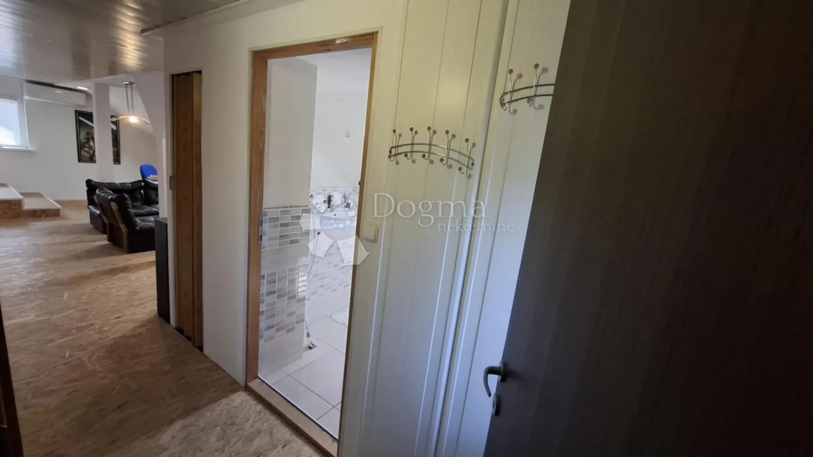 seoski raj 5 minuta od centra grada - slika 24