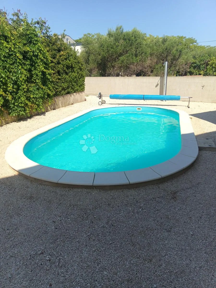 centar - 214,30m2 - slika 9
