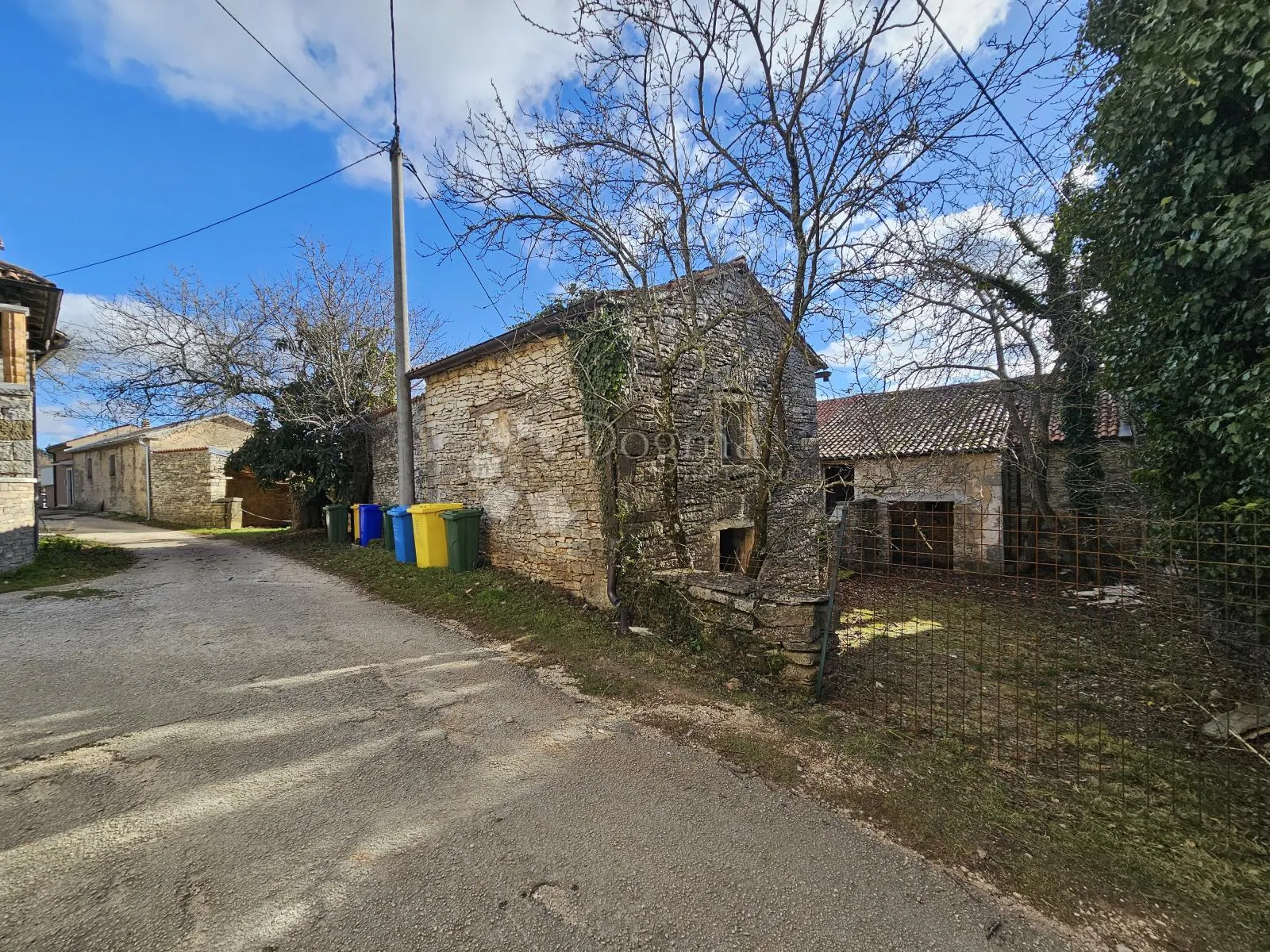 kompleks istarskih kuća u nizu - slika 7