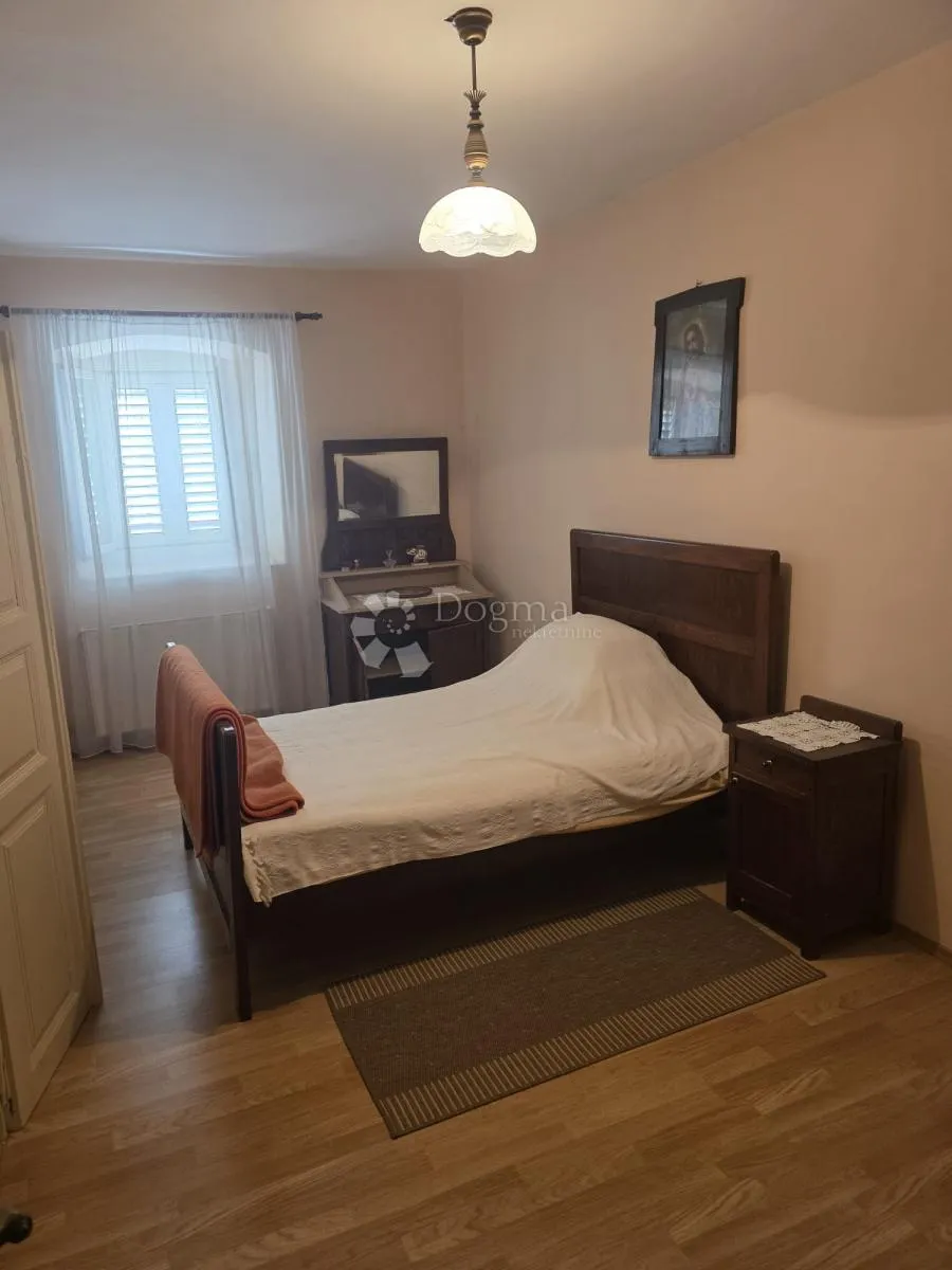 tradicionalna kamena kuća na pelješcu - slika 3