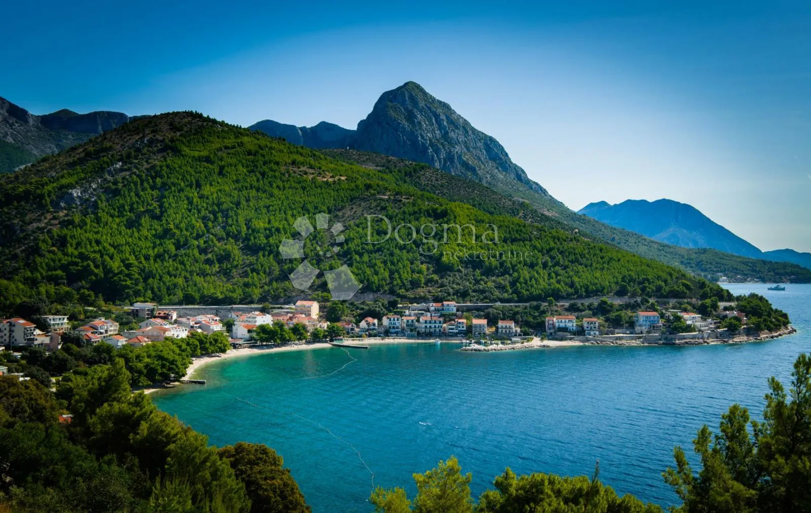 drvenik, makarska rivijera- apartmanska kuća 50 m od mora - slika 2
