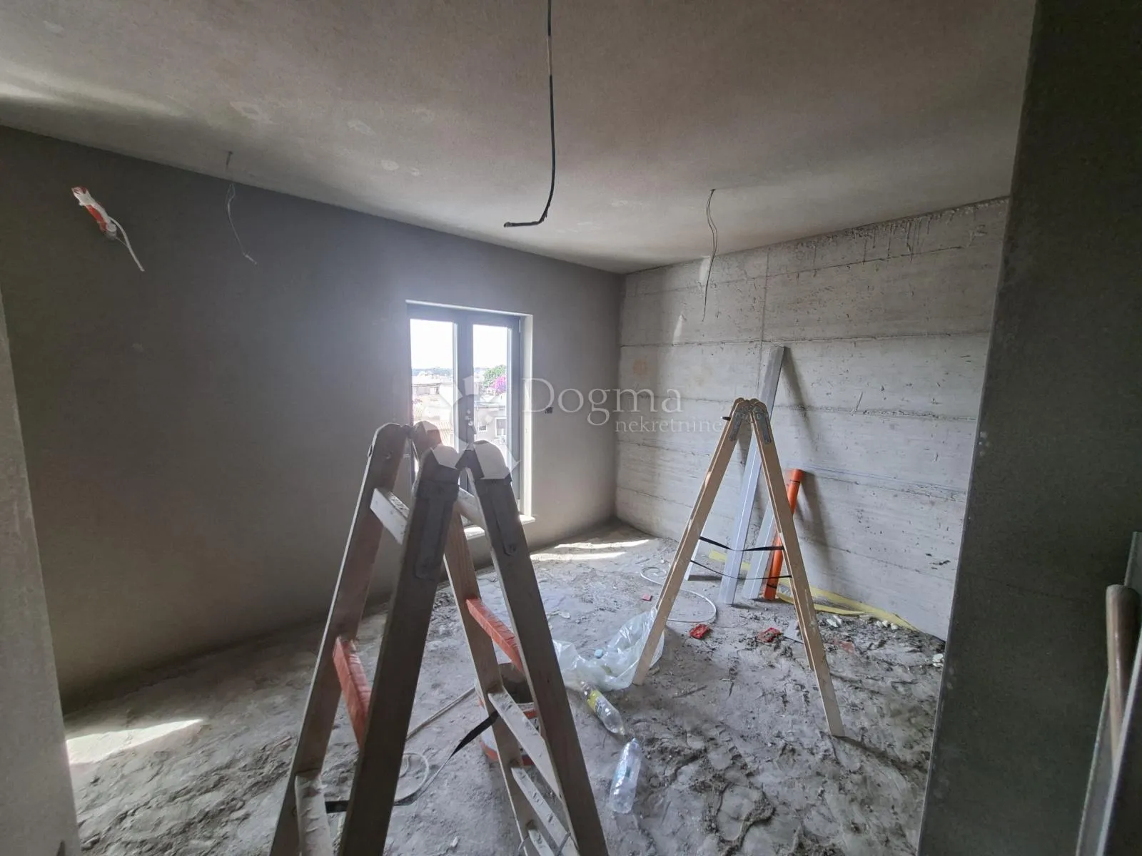 novogradnja pula centar - 41 m2, 1s+db, 2. kat b05 - slika 3