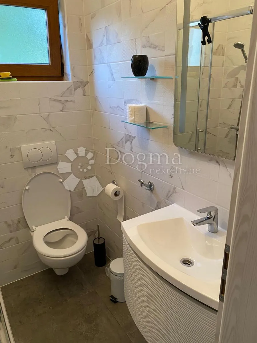 apartman u prizemlju, 2s+db, sa okućnicom i parkingom - slika 8