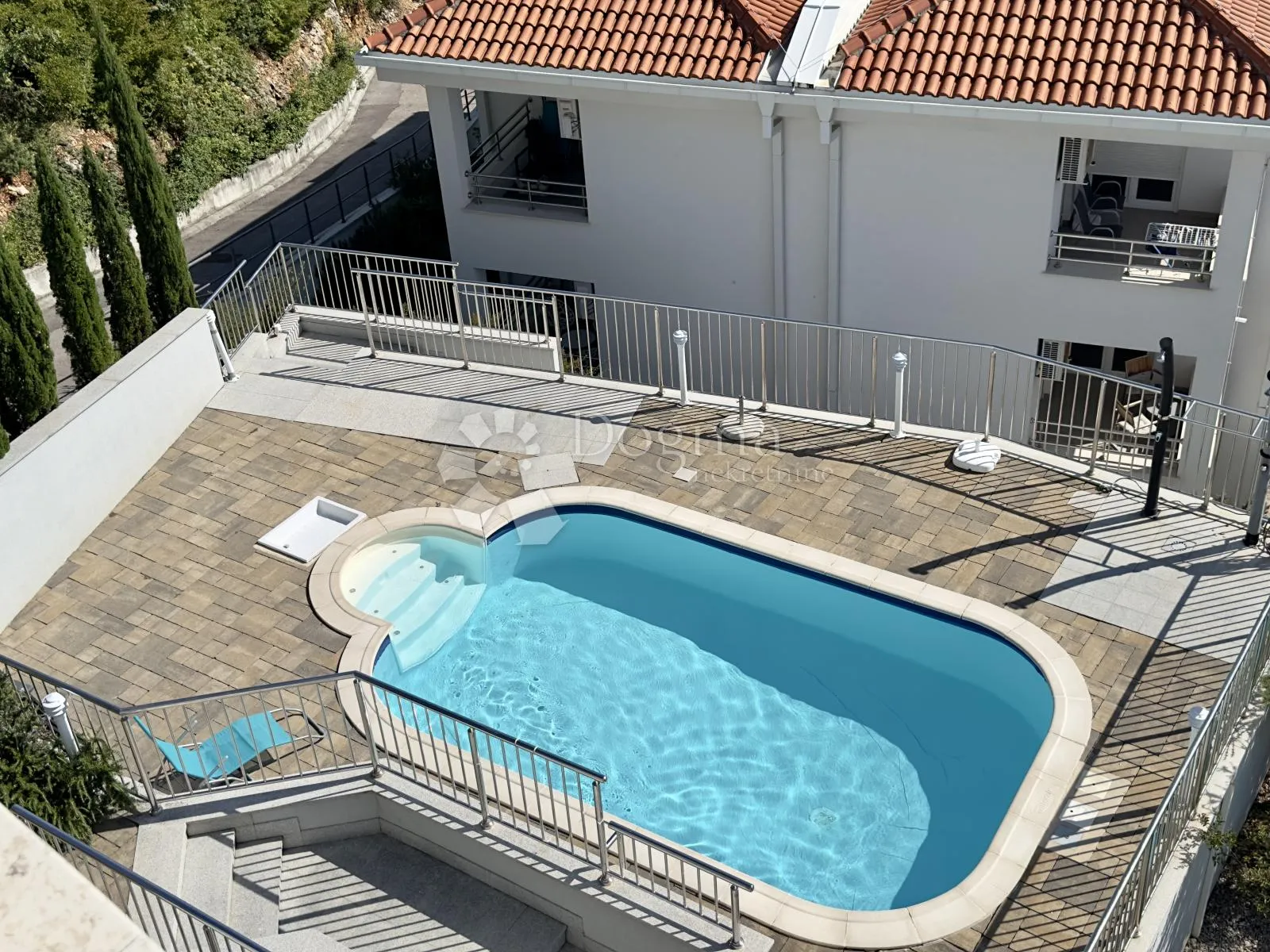 prilika! penthouse sa panormaskim pogledom i bazenom crikvenica - slika 21